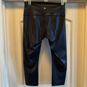 Lululemon Wunder Under Capri Leggings